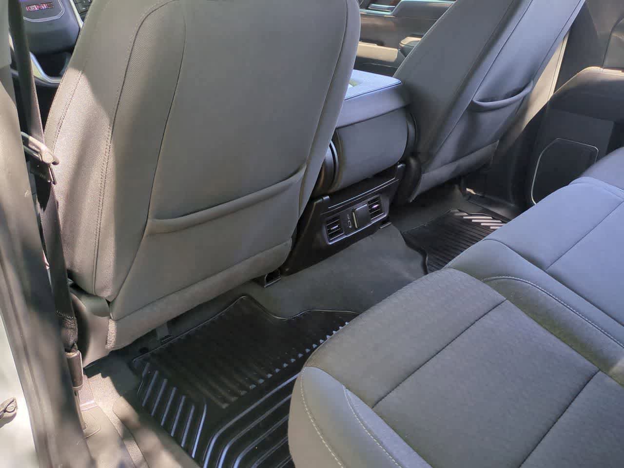 Used 2024 GMC Sierra 1500 Elevation image 19