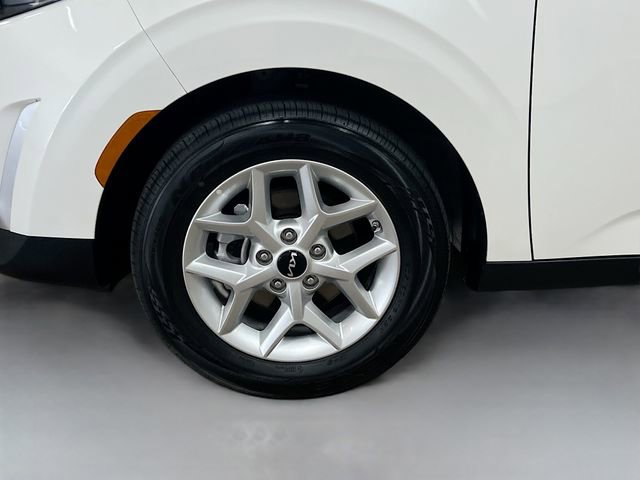 Certified 2025 Kia Soul S FWD image 29