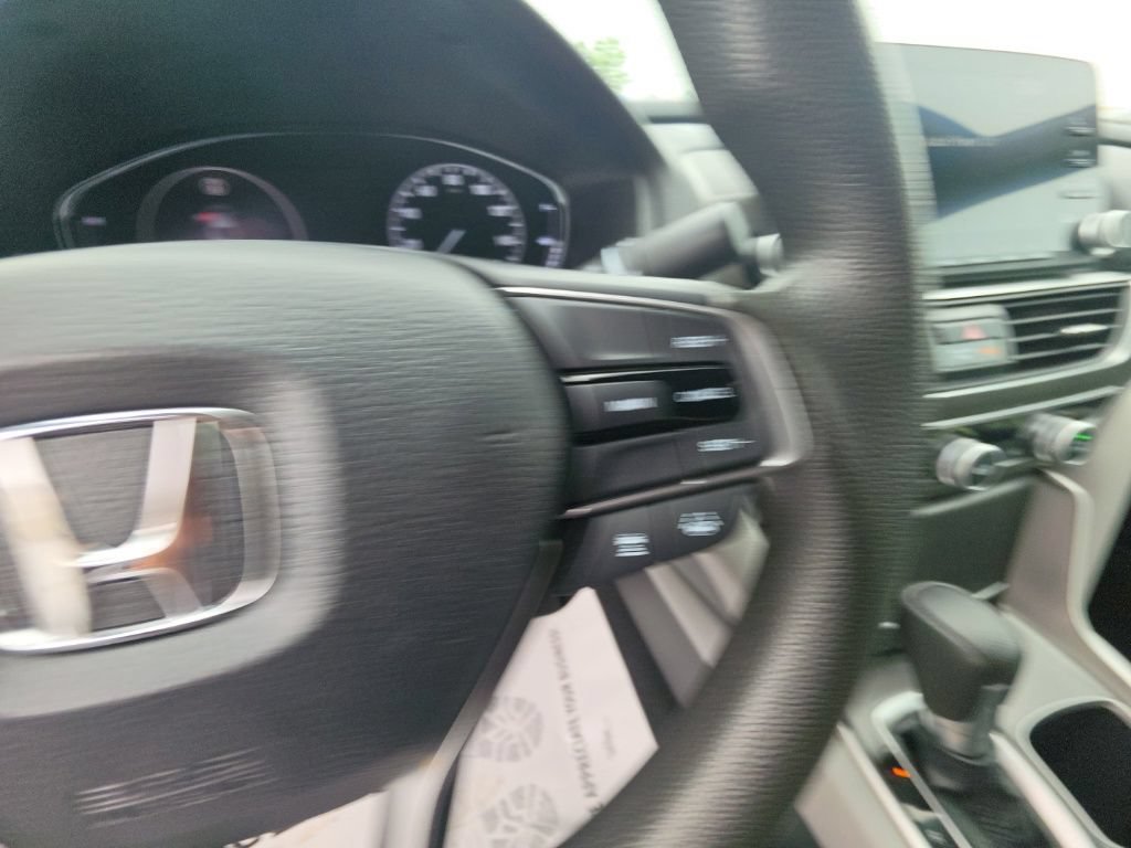 Used 2019 Honda Accord LX image 16