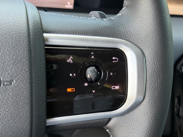 New 2026 Nissan Armada SL w/ Captain's Chari Seat Package AWD/4WD image 29