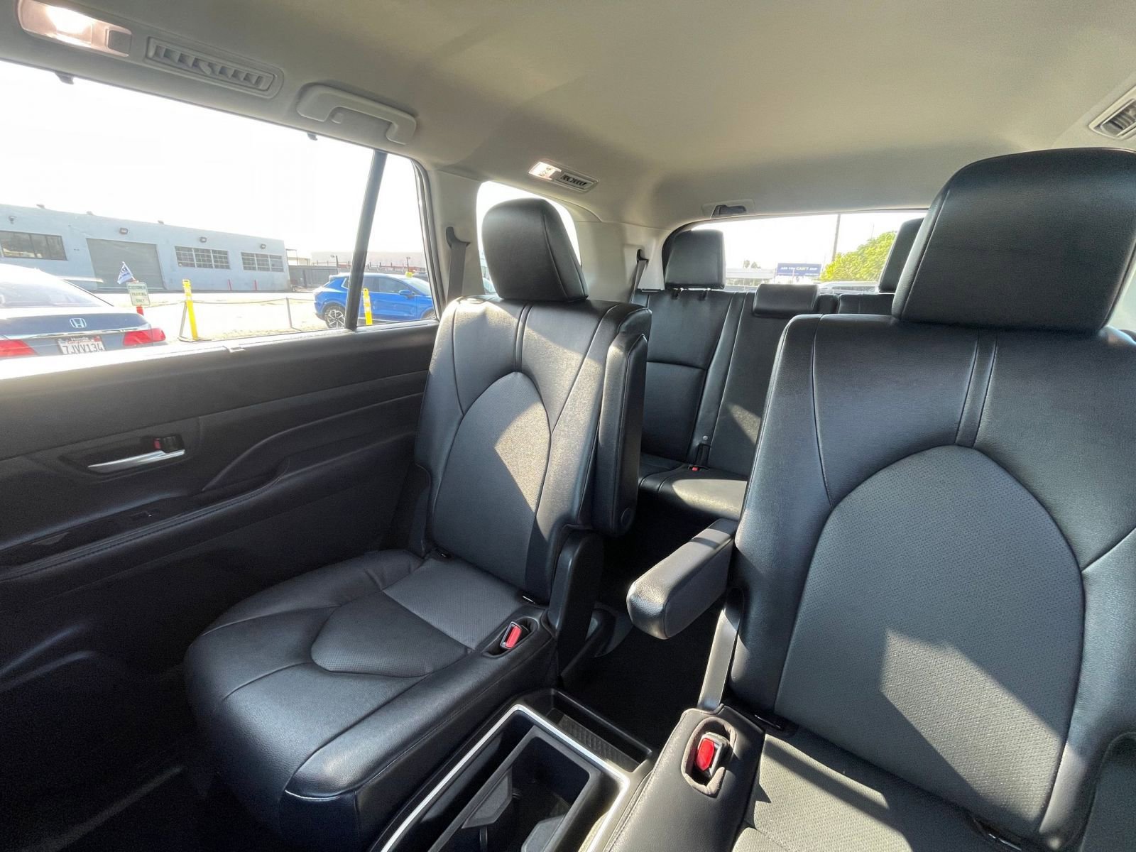 Used 2025 Toyota Grand Highlander FWD image 39