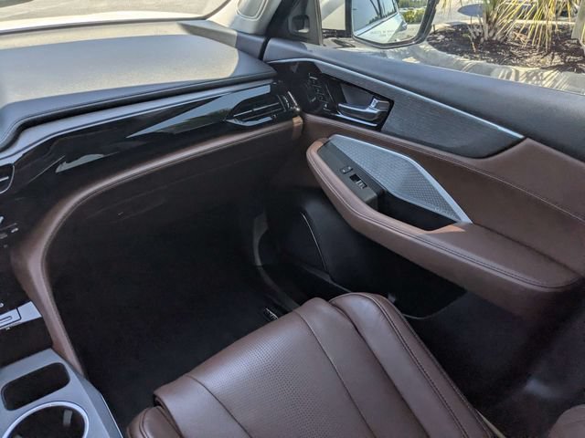 Used 2022 Acura MDX w/ Advance Package AWD/4WD image 19