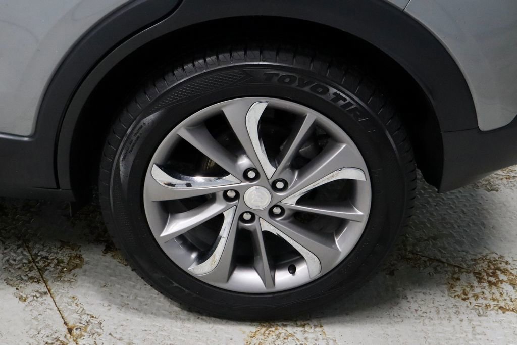 Used 2023 Buick Encore GX Essence w/ Experience Buick Package image 18