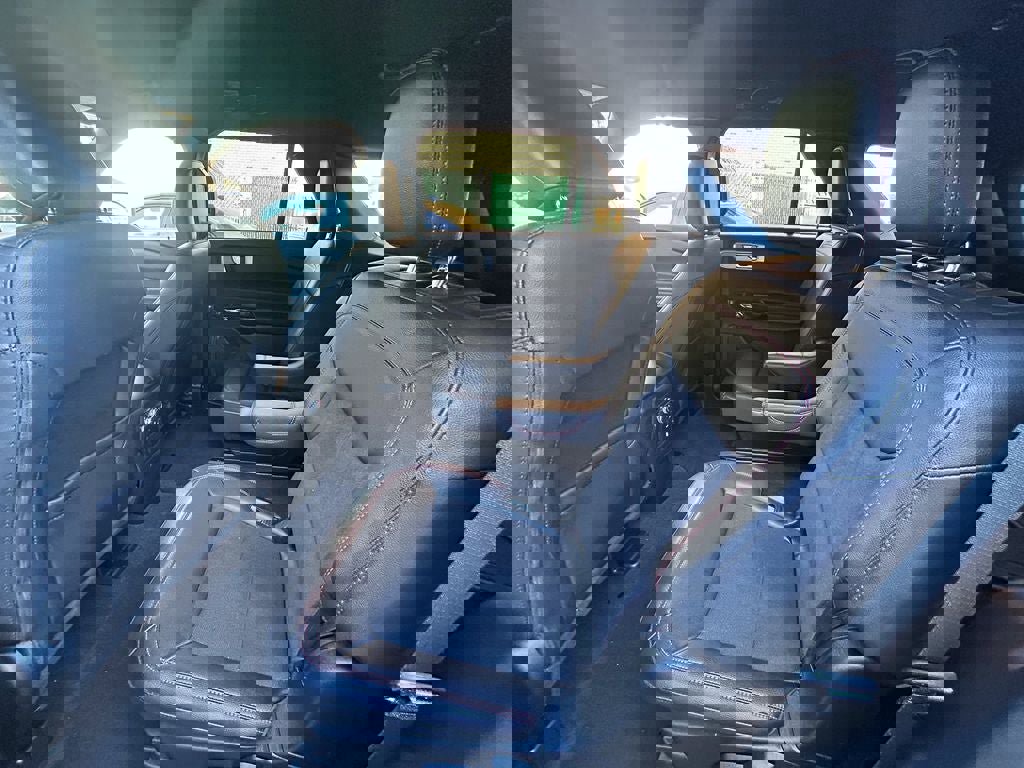 Certified 2023 Ford Explorer ST-Line image 24