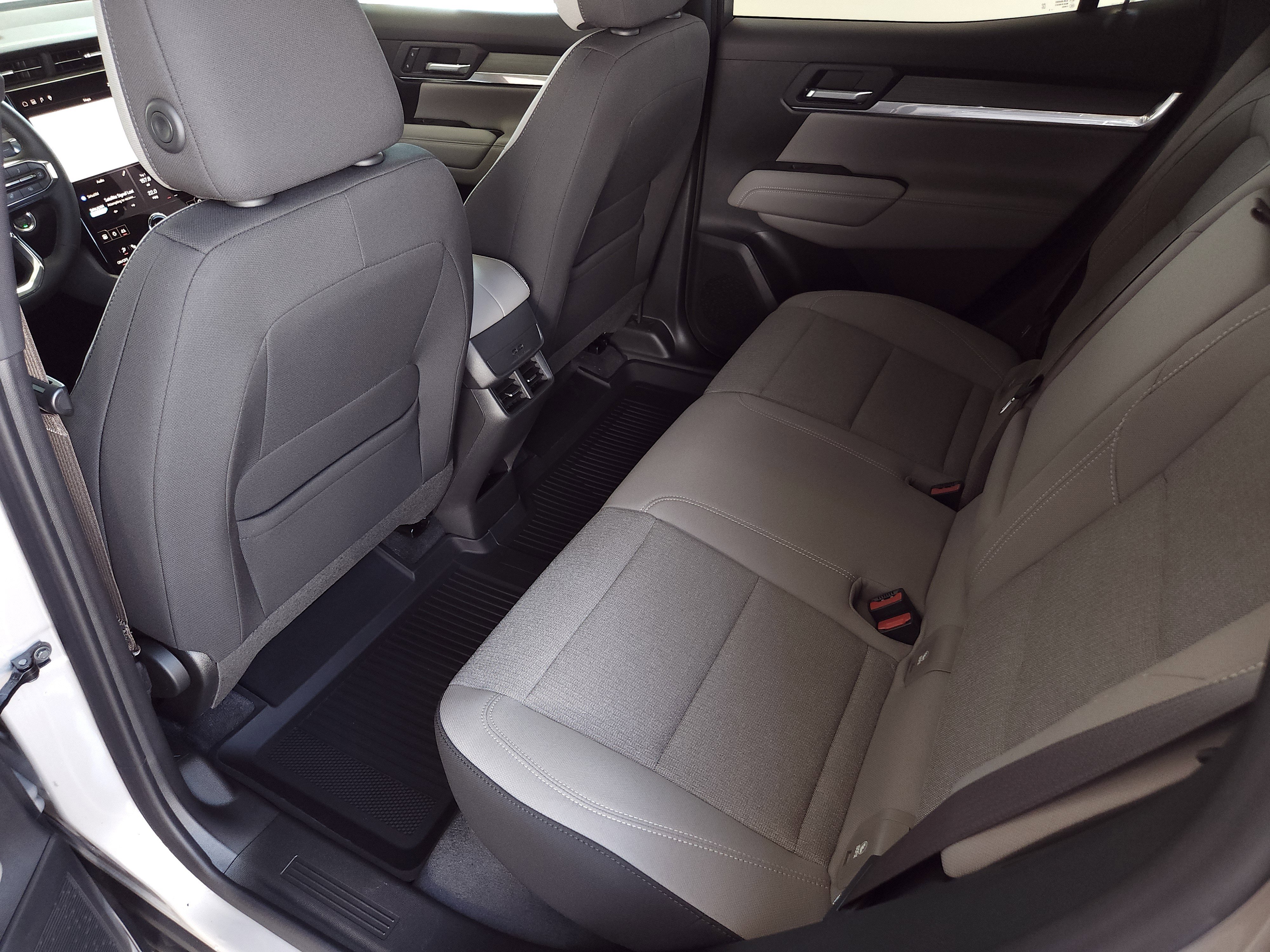 New 2026 GMC Terrain Elevation image 28