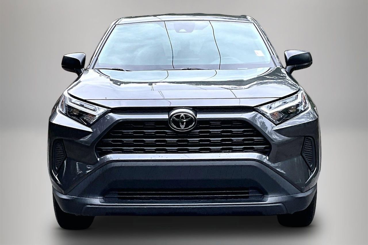 Used 2024 Toyota RAV4 LE FWD image 3