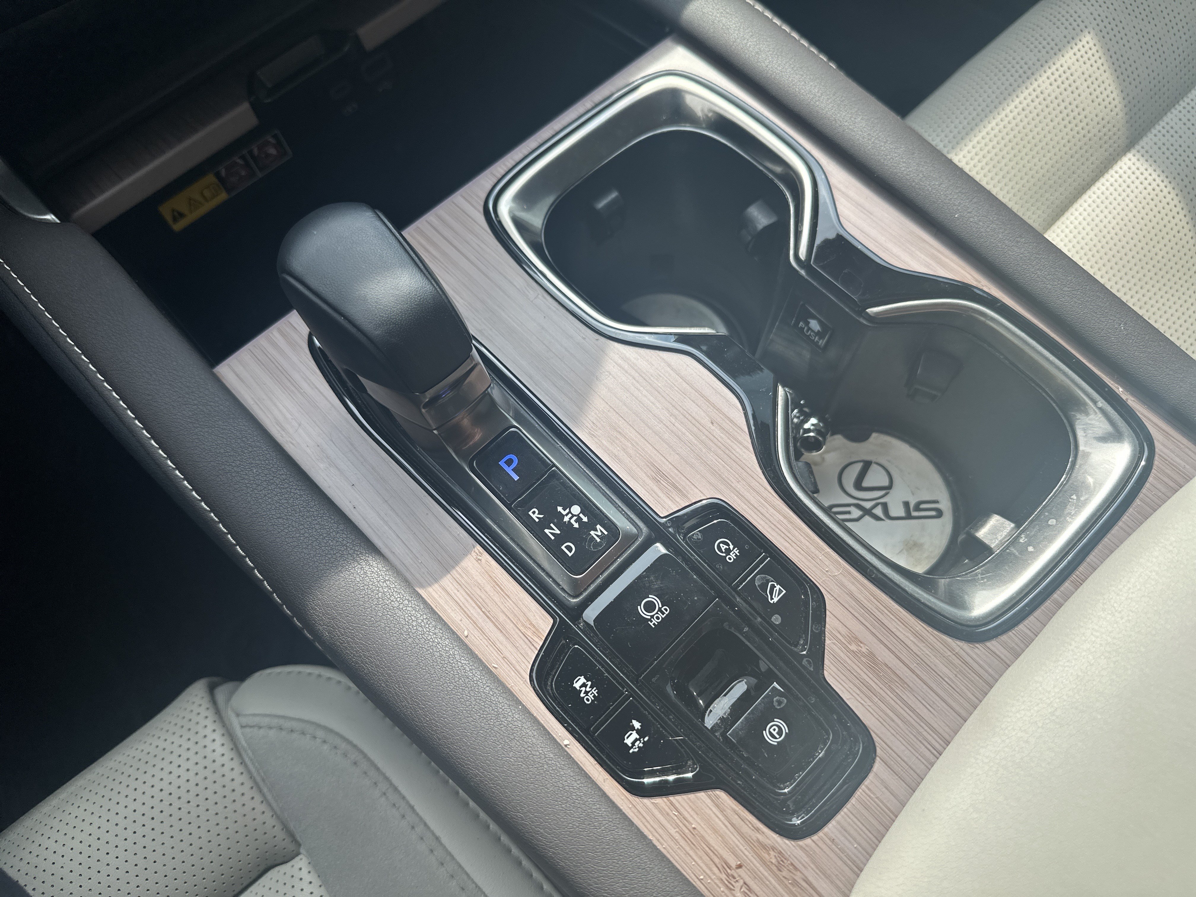 Used 2024 Lexus RX 350 AWD w/ Convenience Package image 19