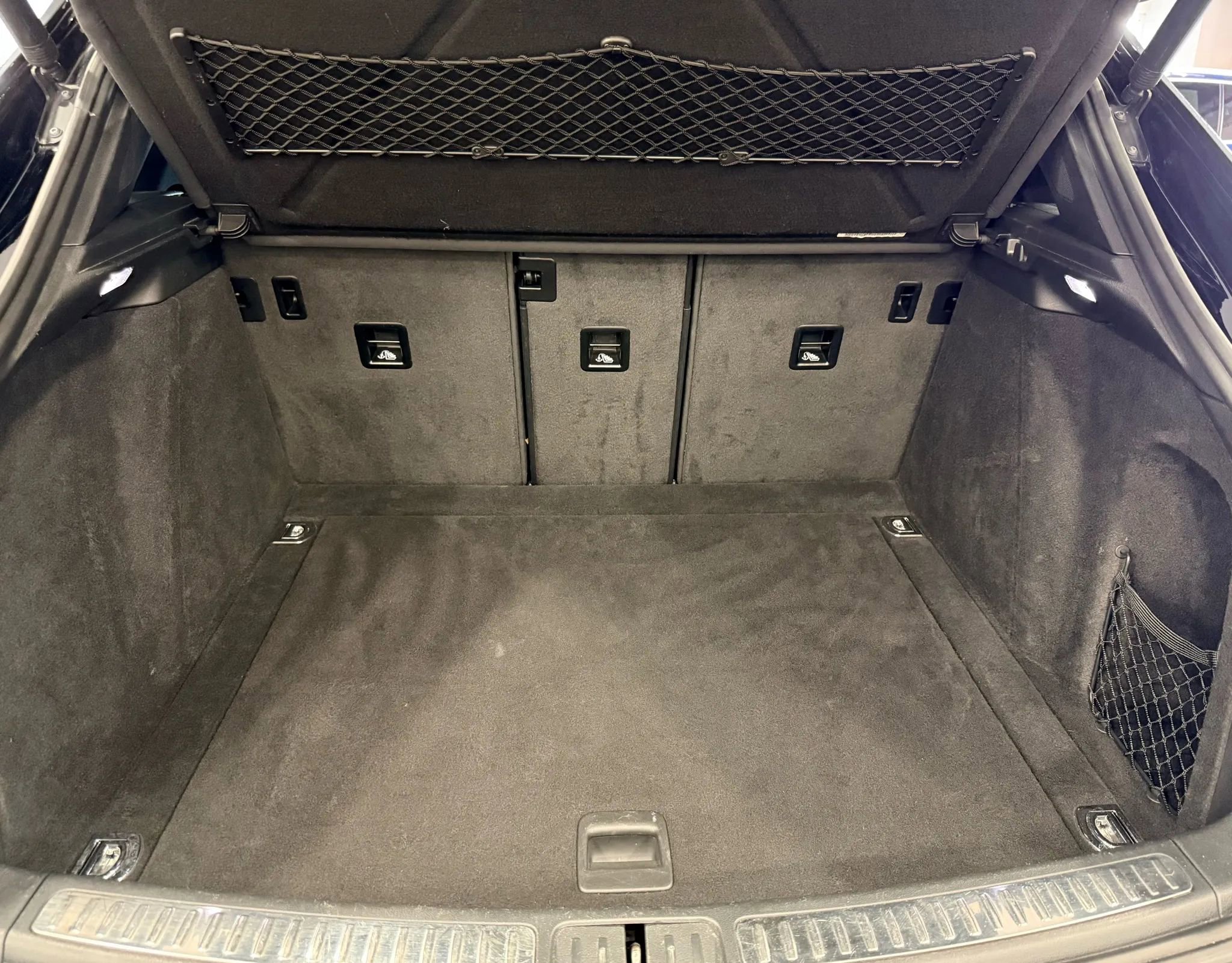 Used 2018 Porsche Macan Sport Edition image 39