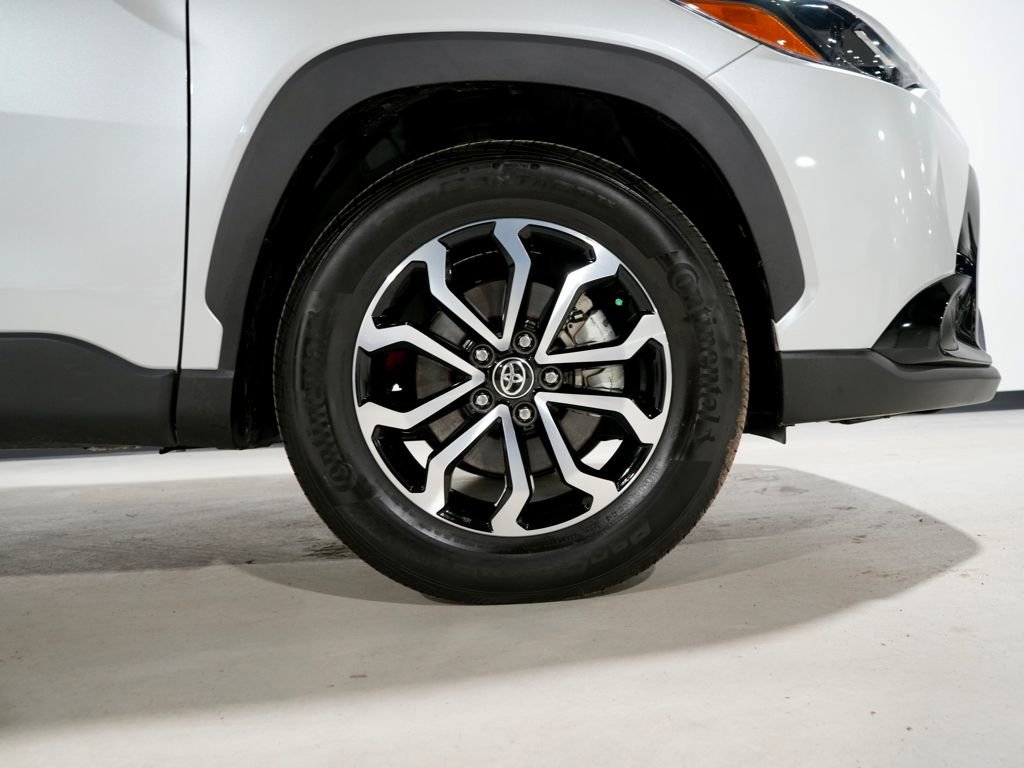 Used 2025 Toyota Corolla Cross AWD Hybrid image 32