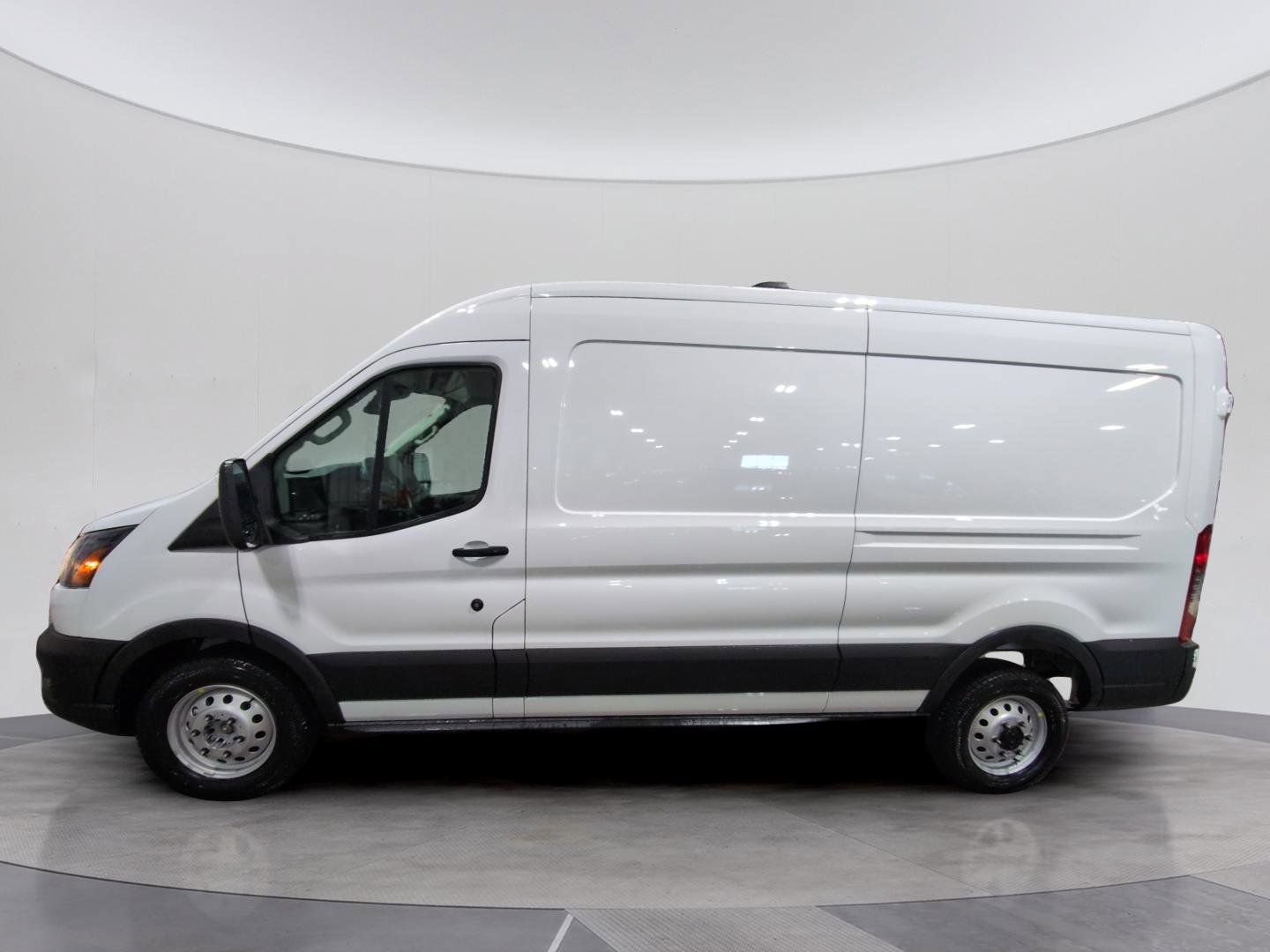 New 2026 Ford Transit 250 148 Medium Roof Extended AWD image 2