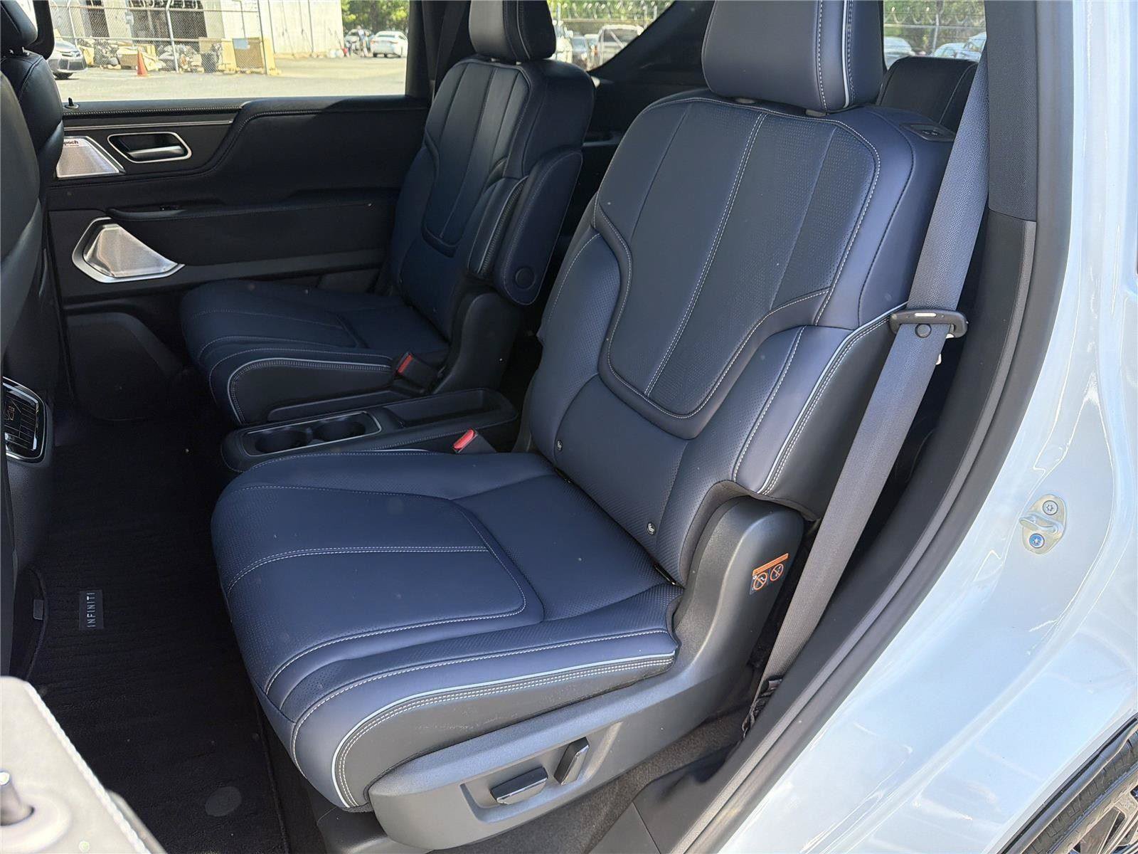 New 2026 INFINITI QX80 4WD w/ Sport Exterior Package image 26