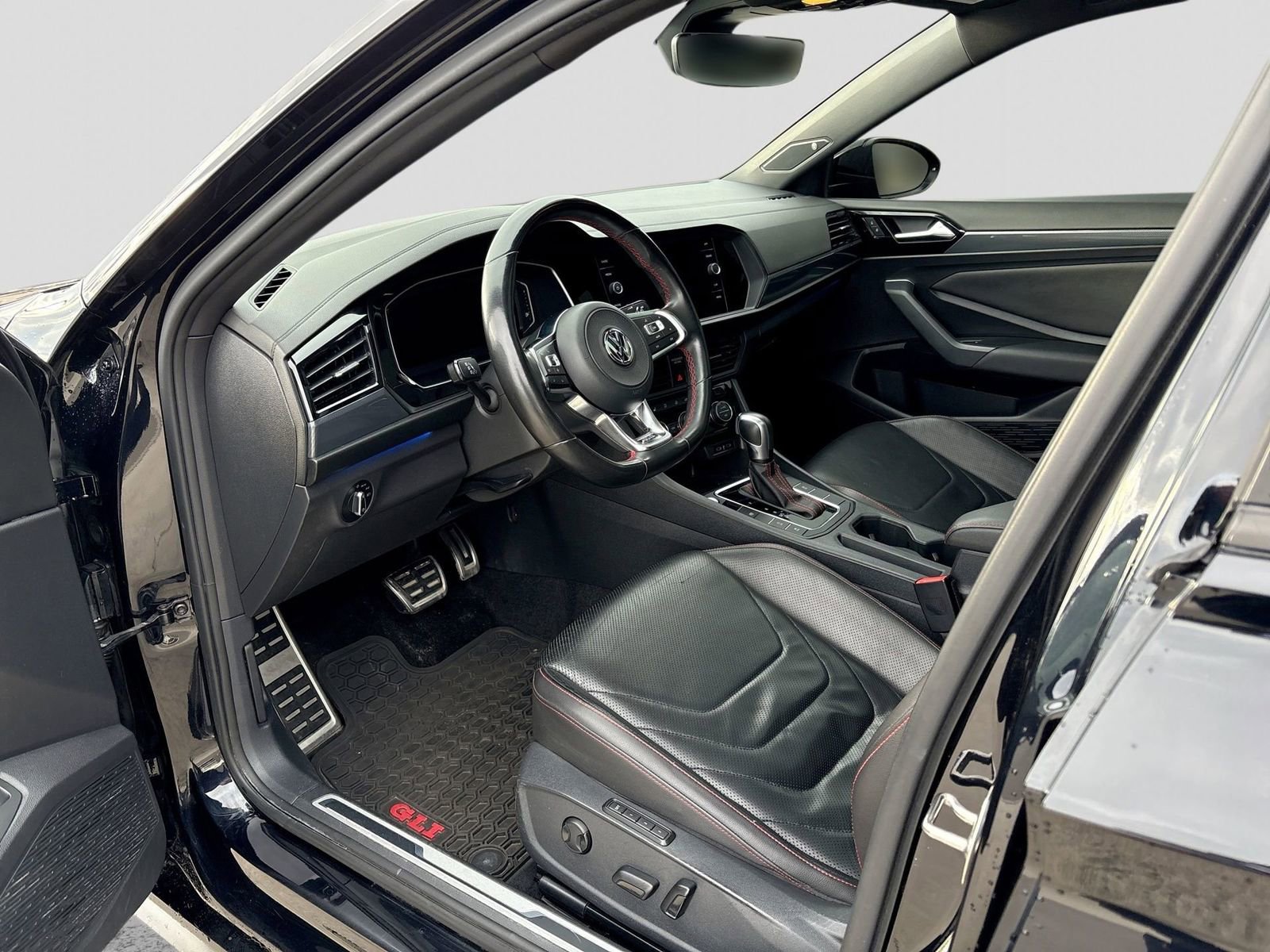 Used 2021 Volkswagen Jetta GLI Autobahn image 2