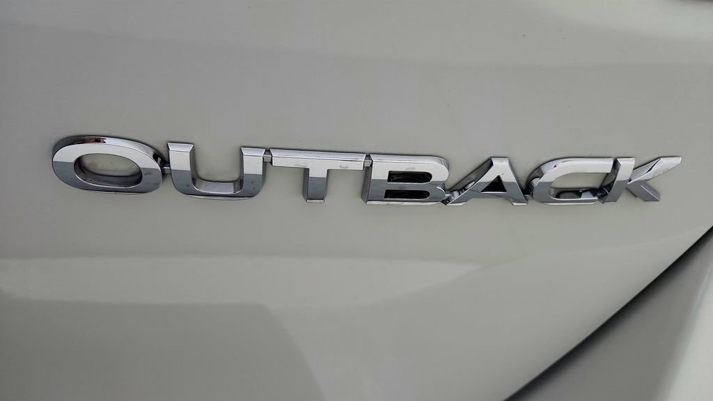 Used 2024 Subaru Outback Premium AWD/4WD image 14