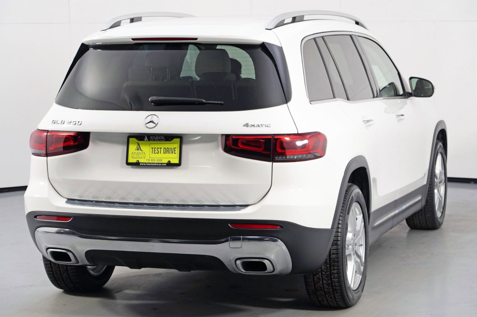Used 2020 Mercedes-Benz GLB 250 4MATIC w/ Premium Package image 52