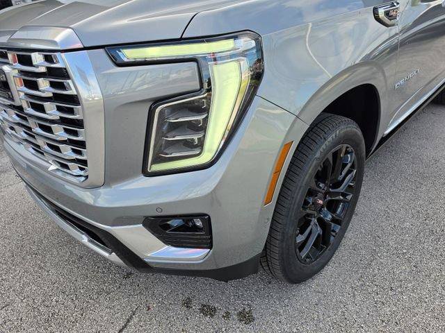 New 2026 GMC Yukon XL Denali w/ Sun & Power Step Package AWD/4WD image 16