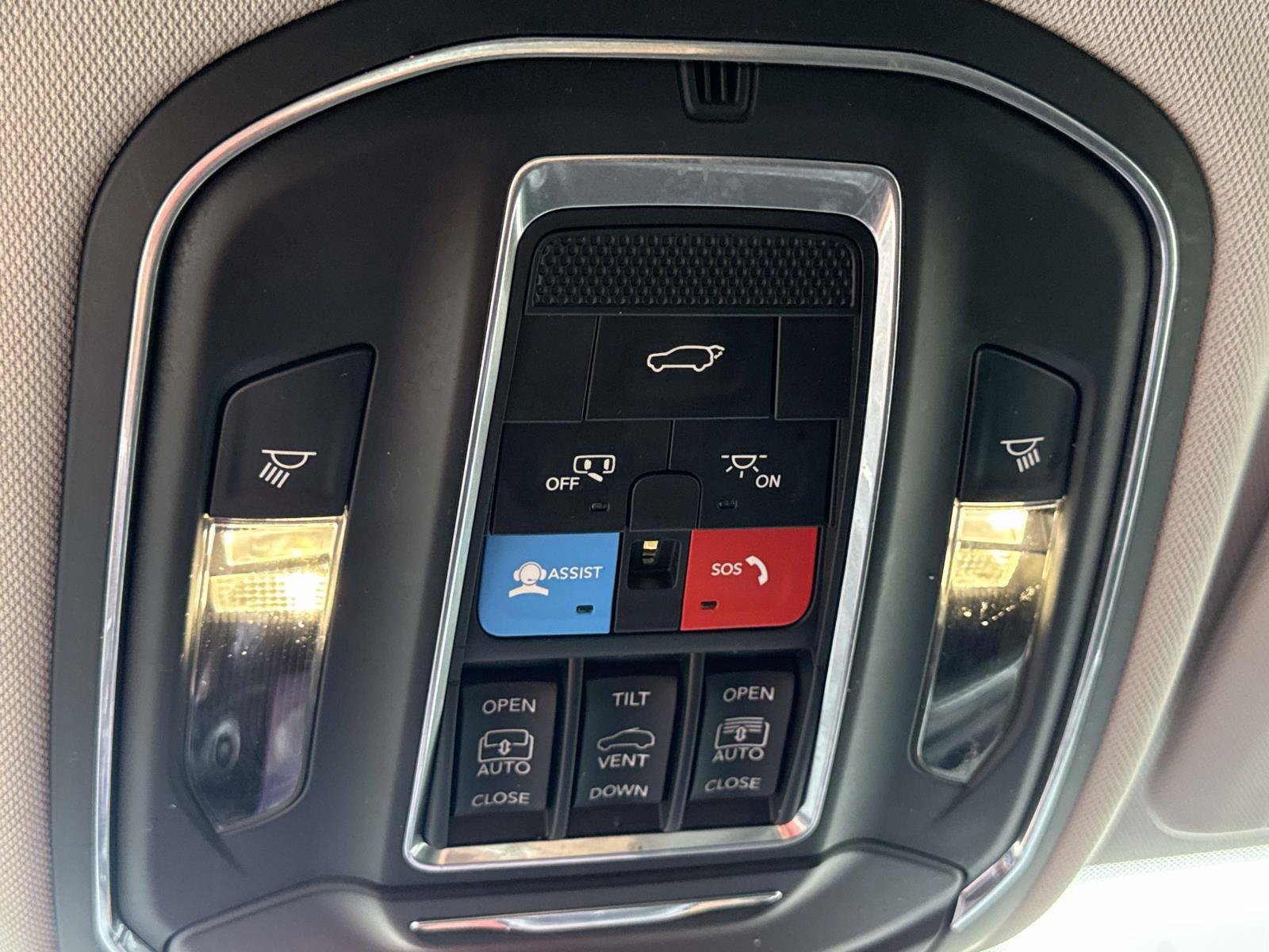 Used 2024 Jeep Grand Cherokee Limited 4xe AWD/4WD image 29