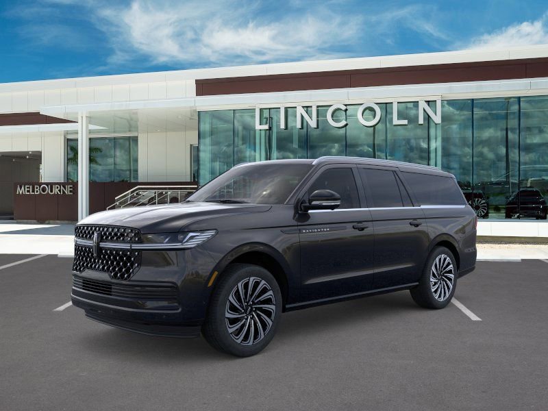 New 2026 Lincoln Navigator L Black Label AWD/4WD image 1