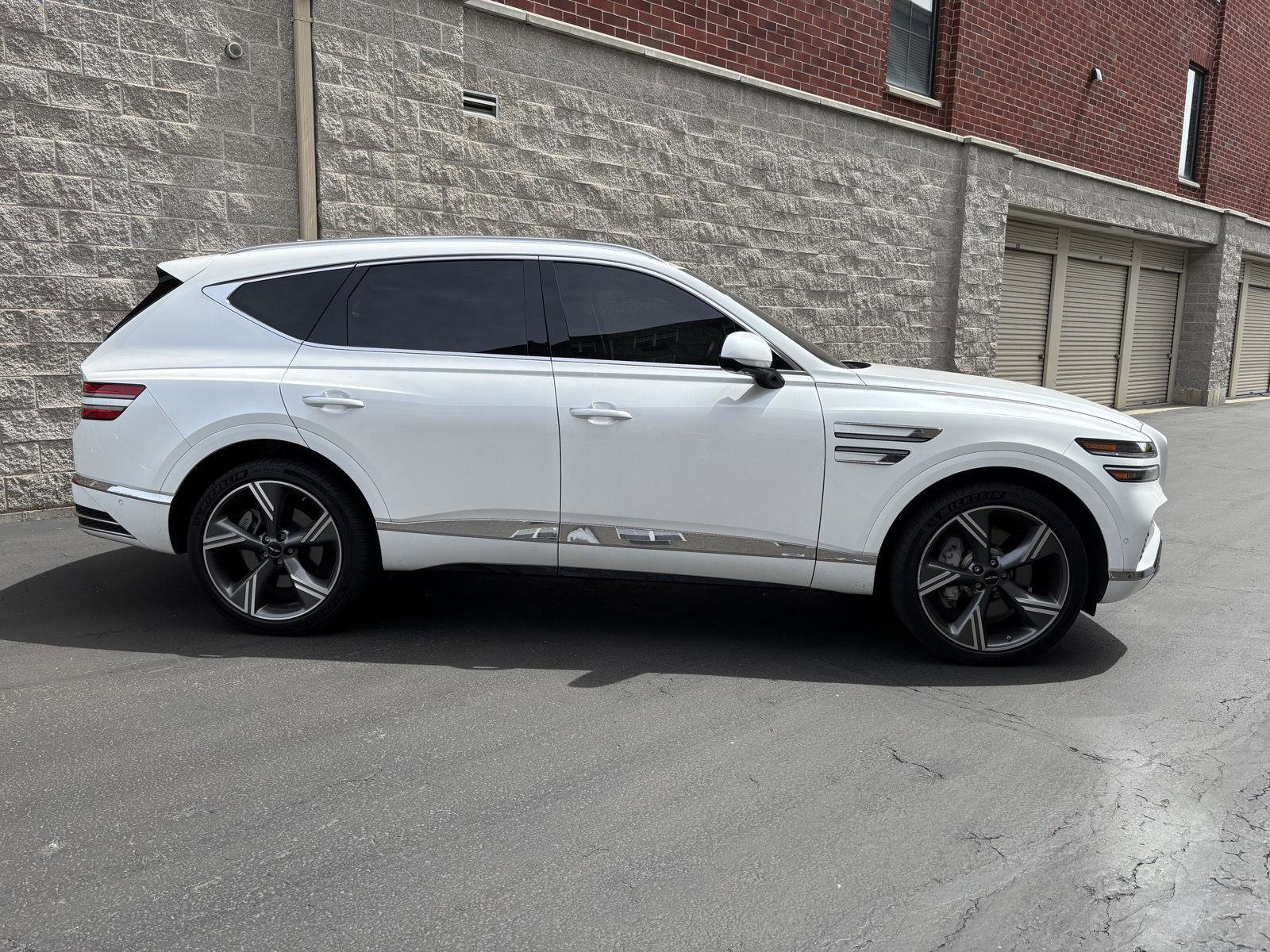 Used 2025 Genesis GV80 3.5T Prestige AWD/4WD image 2