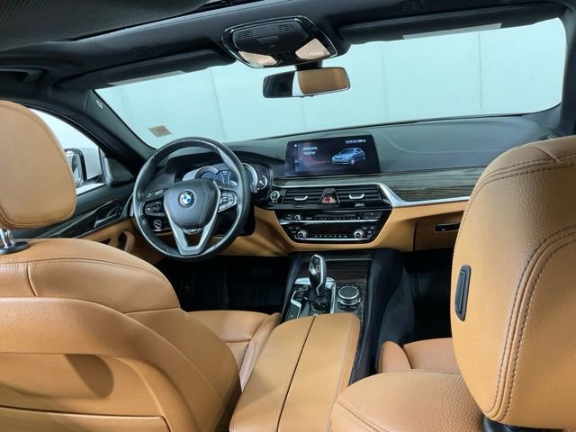 Used 2018 BMW 540i xDrive AWD/4WD image 17