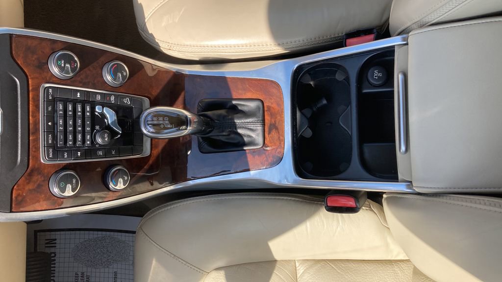 Used 2013 Volvo XC70 3.2 image 15