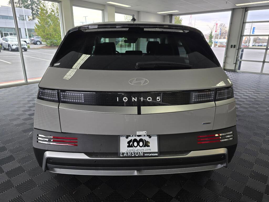 New 2026 Hyundai Ioniq 5 SE image 6