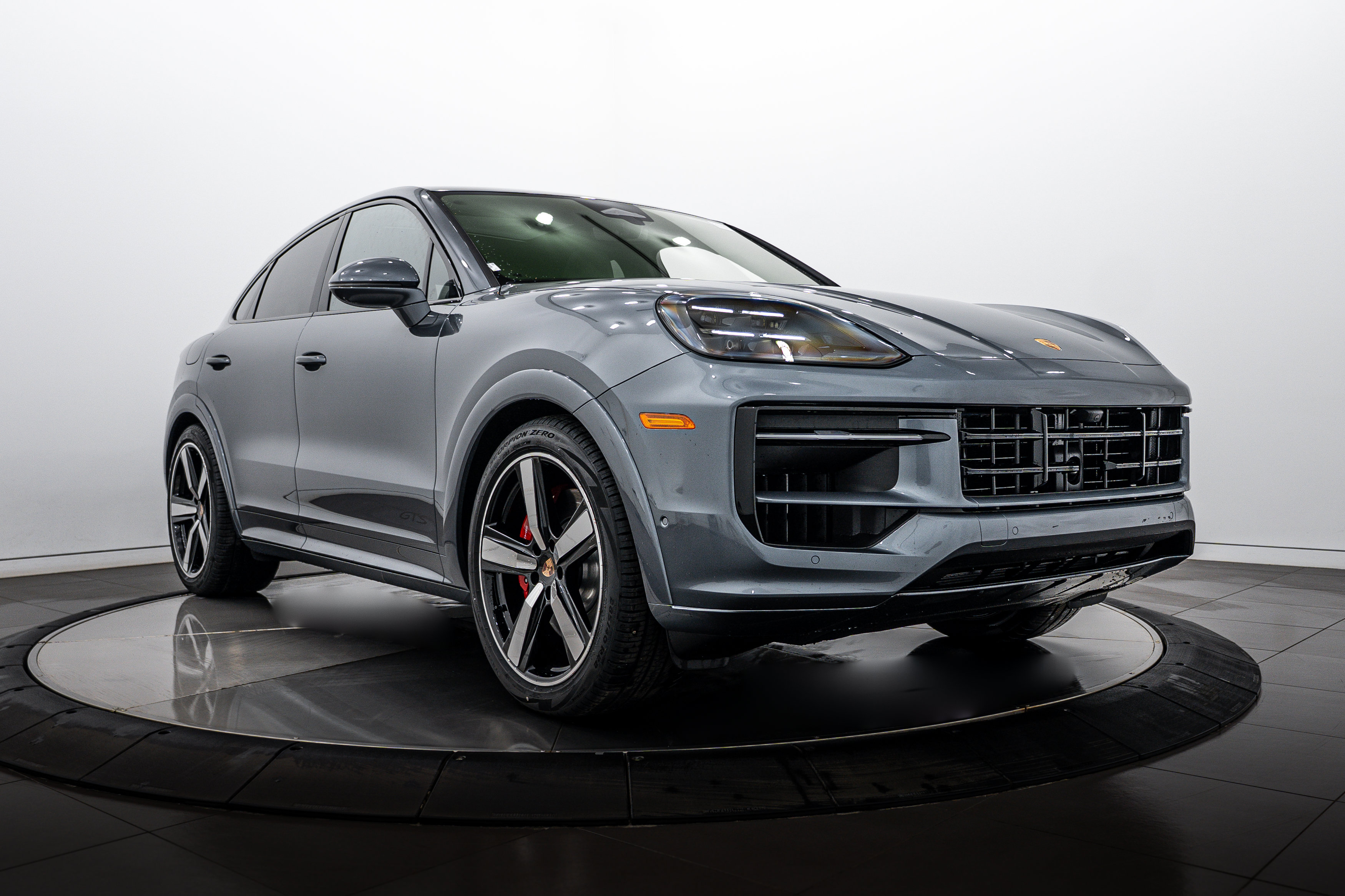 New 2026 Porsche Cayenne GTS AWD/4WD image 9