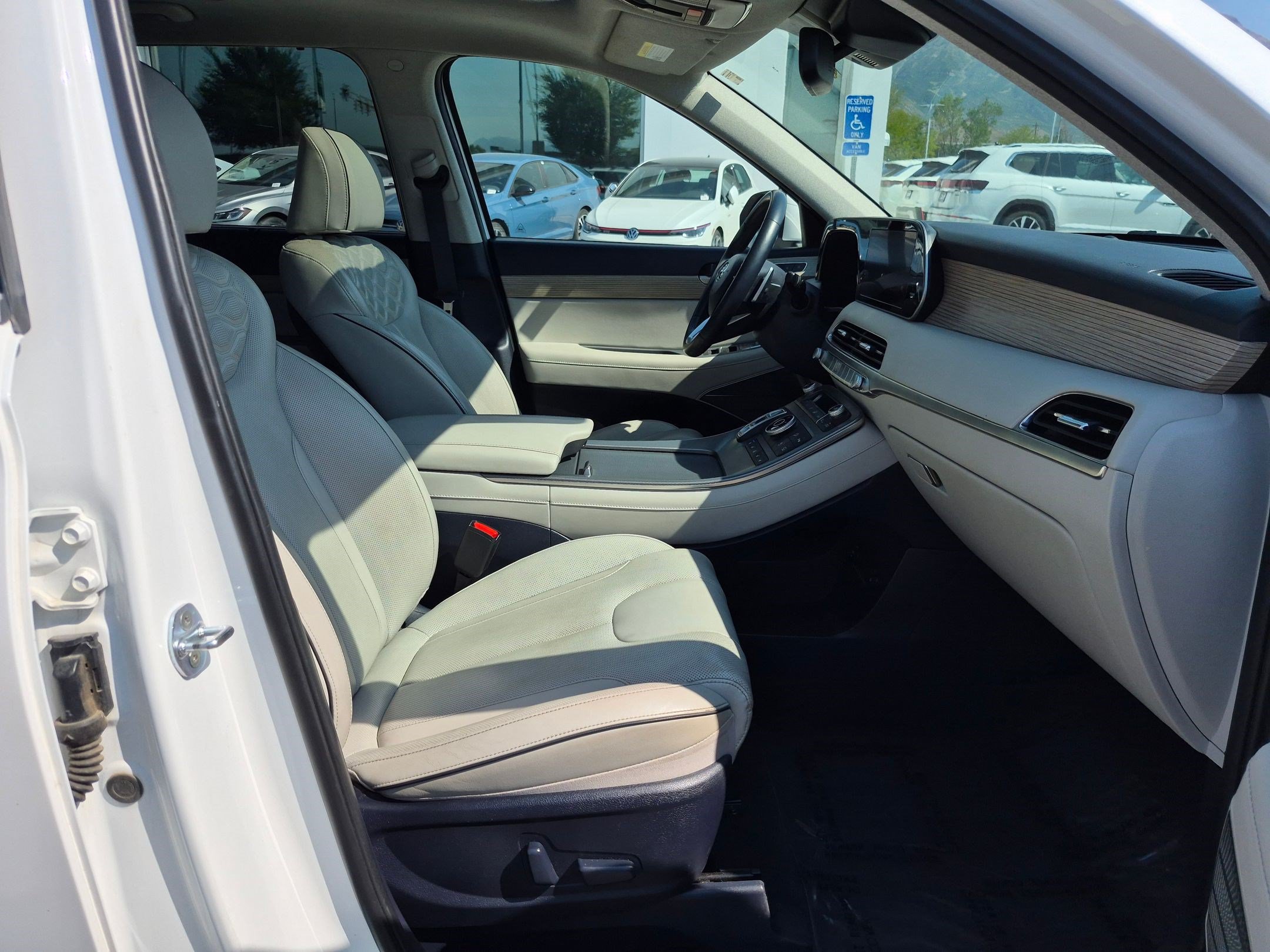 Used 2022 Hyundai Palisade Limited AWD/4WD image 35
