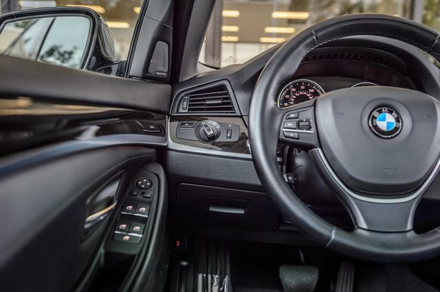 Used 2015 BMW 535i Sedan RWD image 28