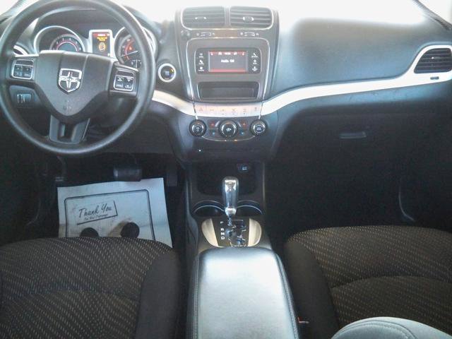 Used 2015 Dodge Journey SXT w/ Flexible Seating Group image 6