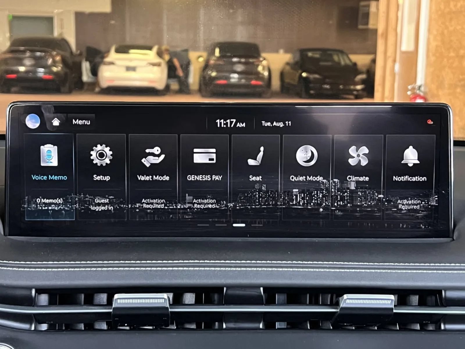 Used 2022 Genesis GV70 3.5T Sport w/ Sport Prestige Package AWD/4WD image 31