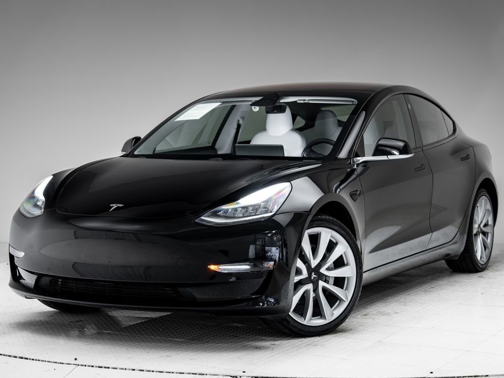 Used 2018 Tesla Model 3 Mid Range image 1
