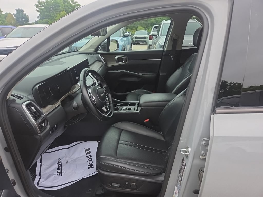Used 2022 Kia Sorento X-Line EX AWD/4WD image 9