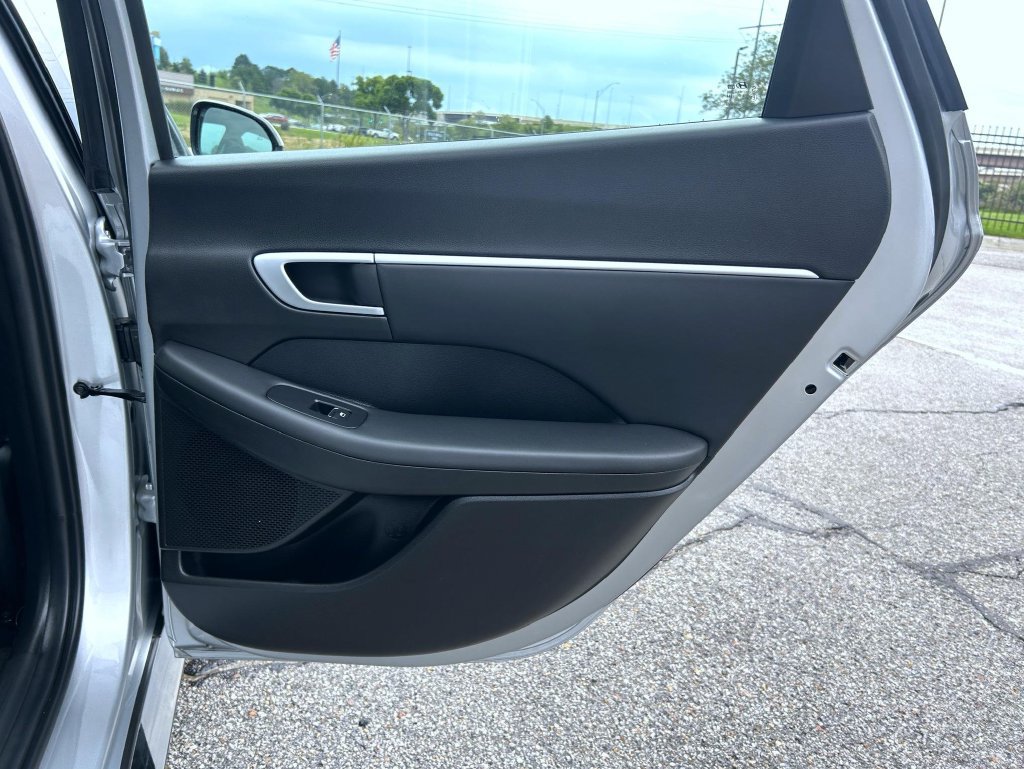 Used 2025 Hyundai Sonata SEL FWD image 20