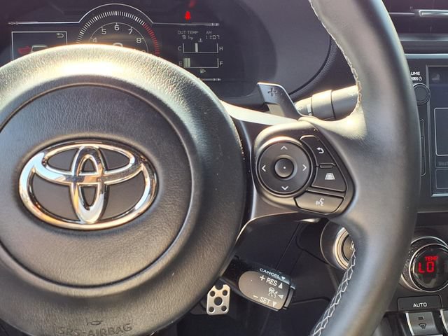 Used 2023 Toyota GR86 Premium w/ ALL Weather Mat Package (TMS) RWD image 6