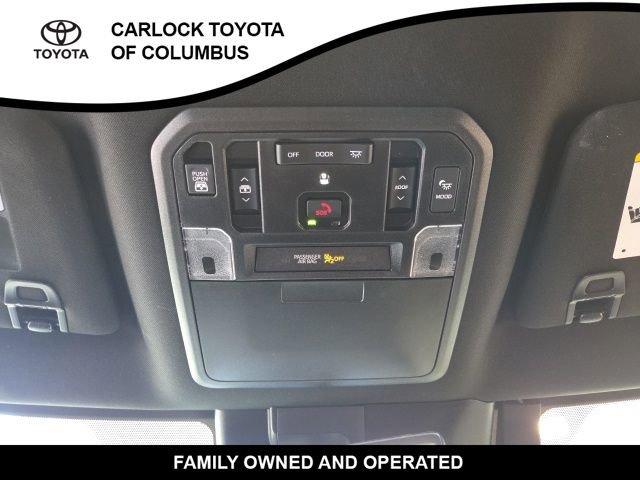 Used 2025 Toyota Tundra Platinum AWD/4WD image 29