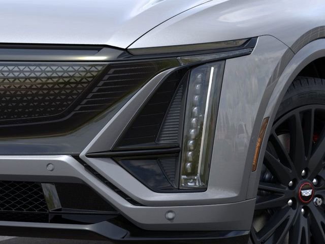 New 2026 Cadillac Lyriq V AWD/4WD image 12