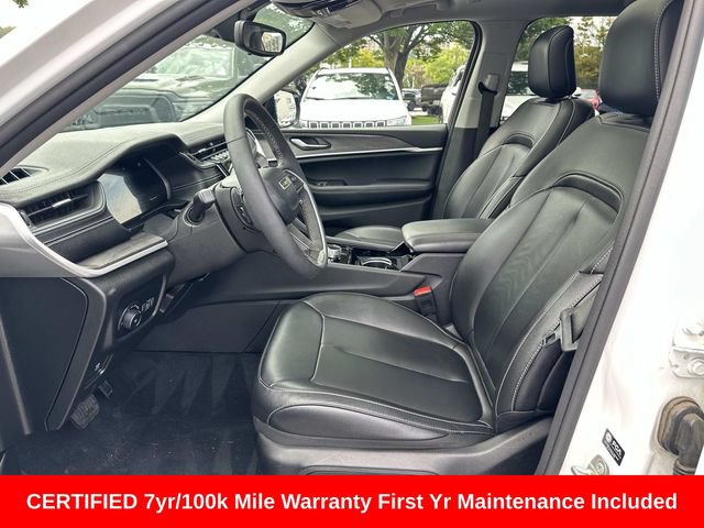 Used 2023 Jeep Grand Cherokee Limited AWD/4WD image 18