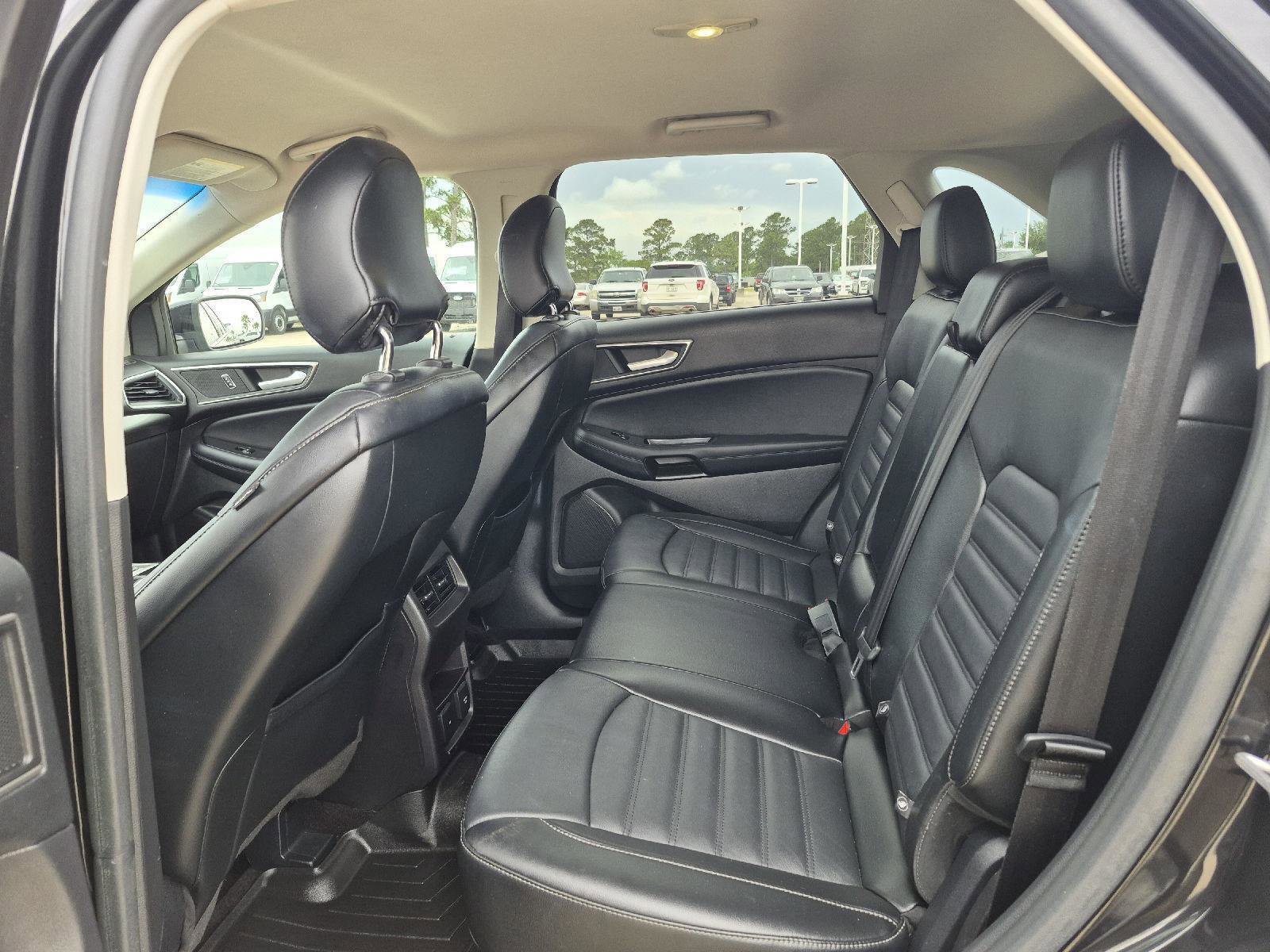 Used 2015 Ford Edge SEL w/ Equipment Group 201A FWD image 8