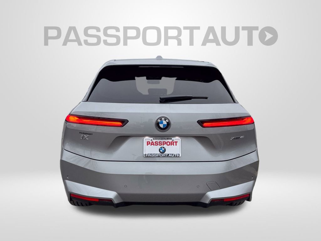 Used 2026 BMW iX xDrive45 image 6