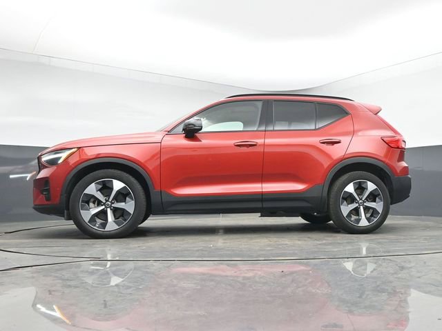 Used 2023 Volvo XC40 B5 Plus w/ Driver Assist Package AWD/4WD image 45