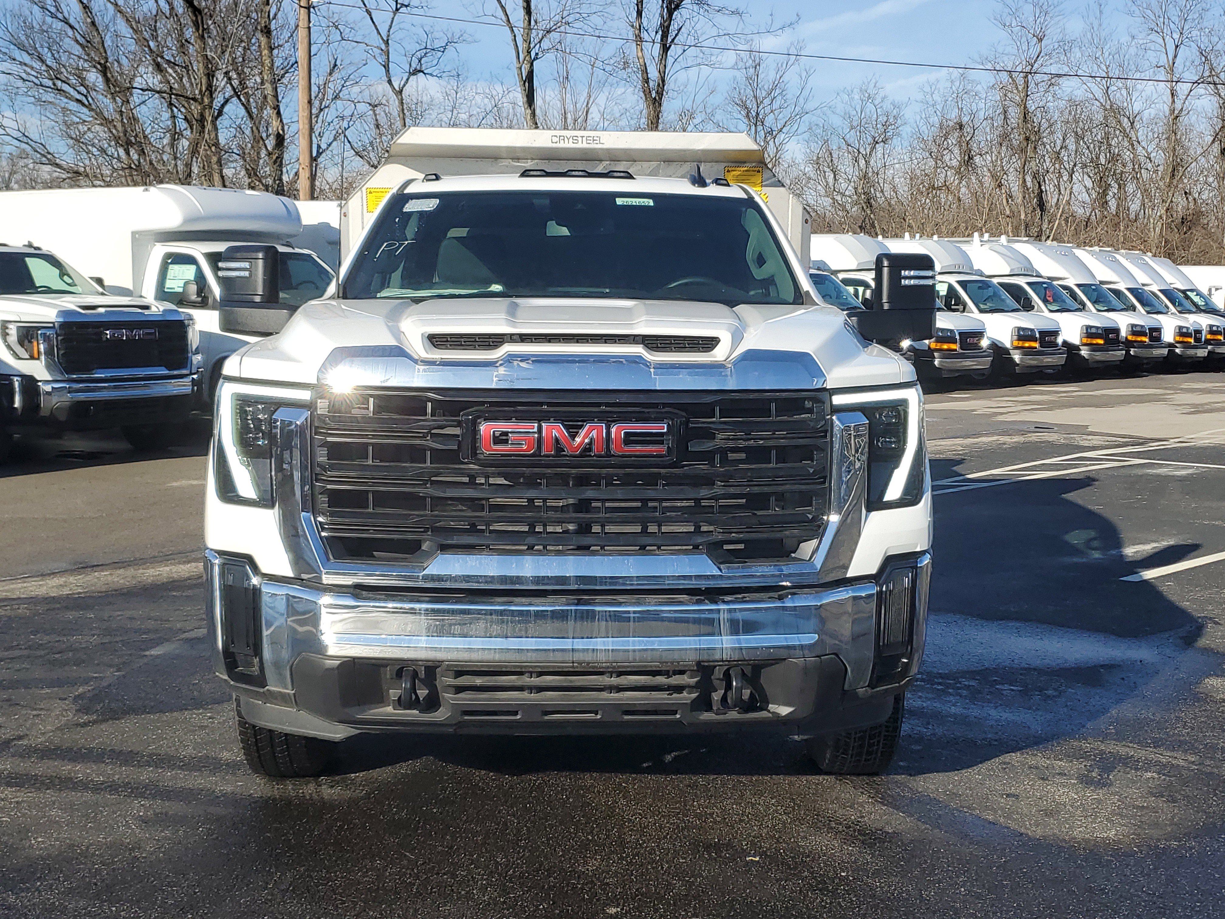 New 2025 GMC Sierra 3500 Pro w/ Convenience Package AWD/4WD image 2