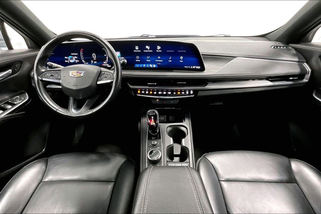 Used 2024 Cadillac XT4 Premium Luxury AWD/4WD image 18
