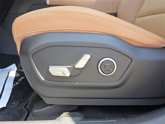 New 2025 Hyundai Santa Fe Limited image 18