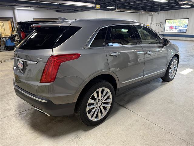 Certified 2018 Cadillac XT5 Platinum w/ Driver Assist Package AWD/4WD image 4