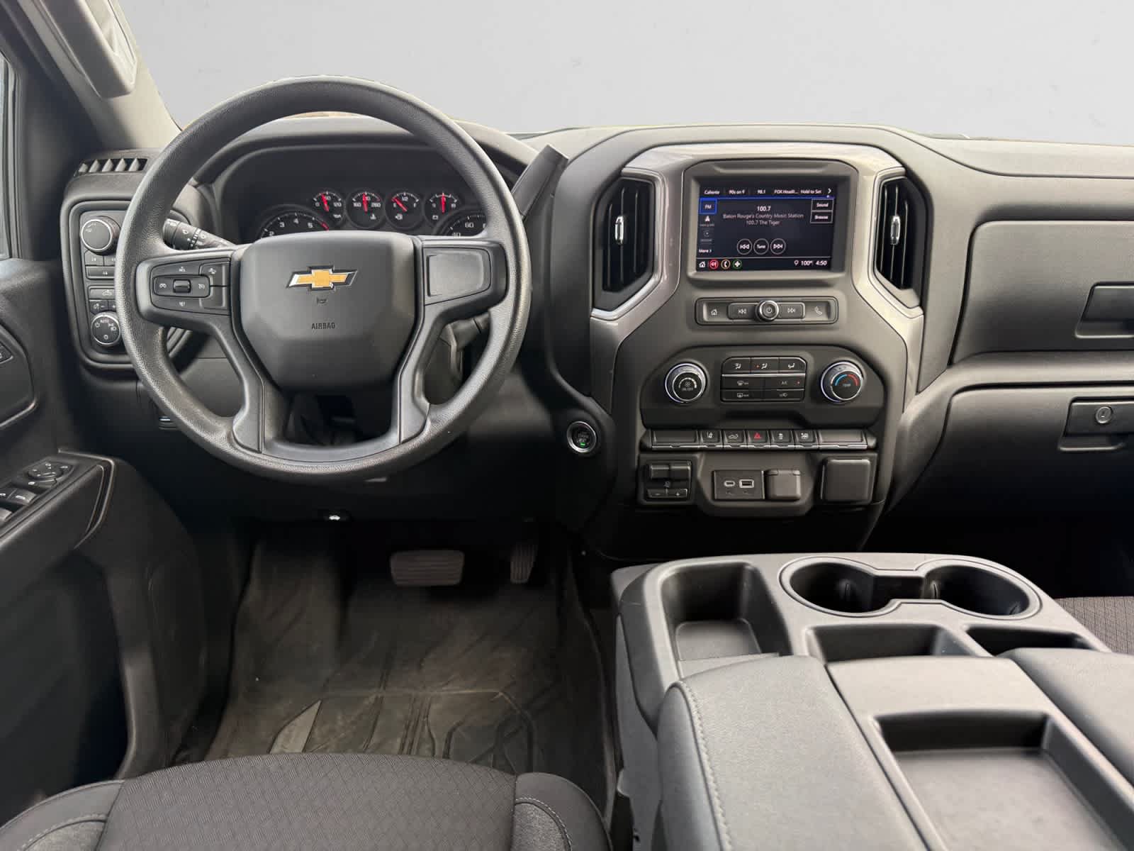 Used 2025 Chevrolet Silverado 2500 Custom w/ Custom Convenience Package AWD/4WD image 10