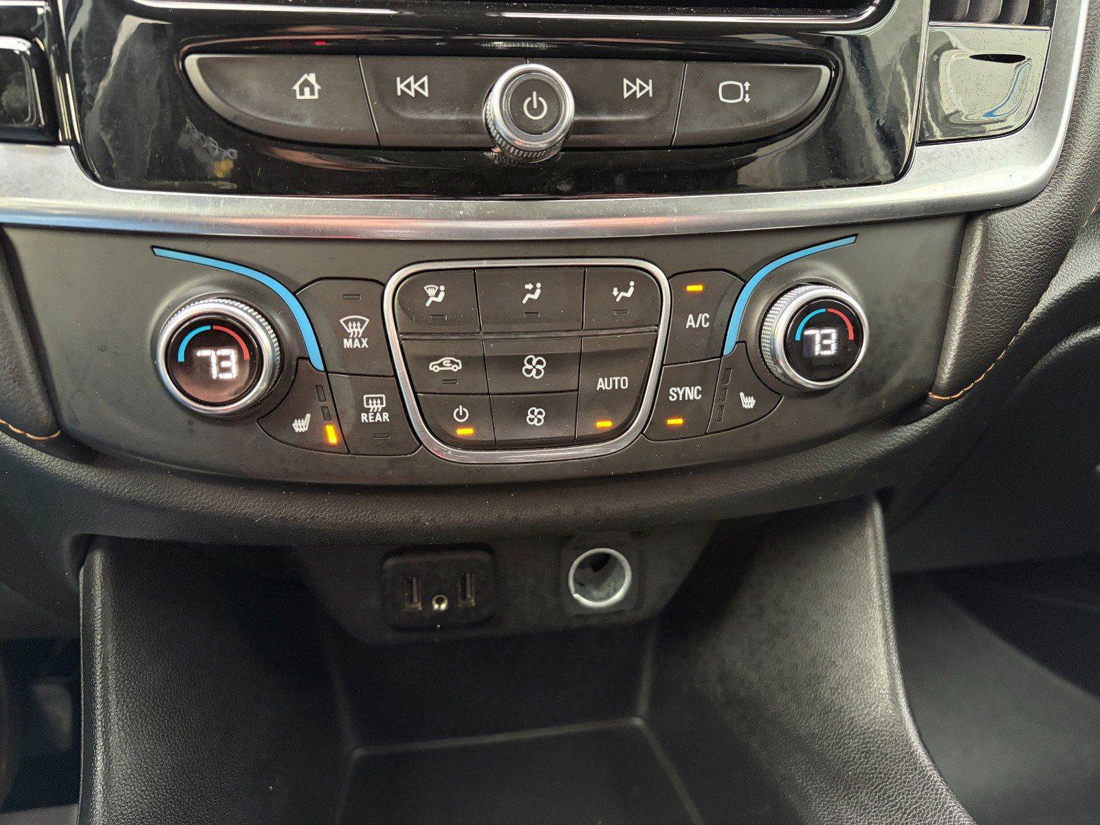 Used 2020 Chevrolet Traverse LT image 15