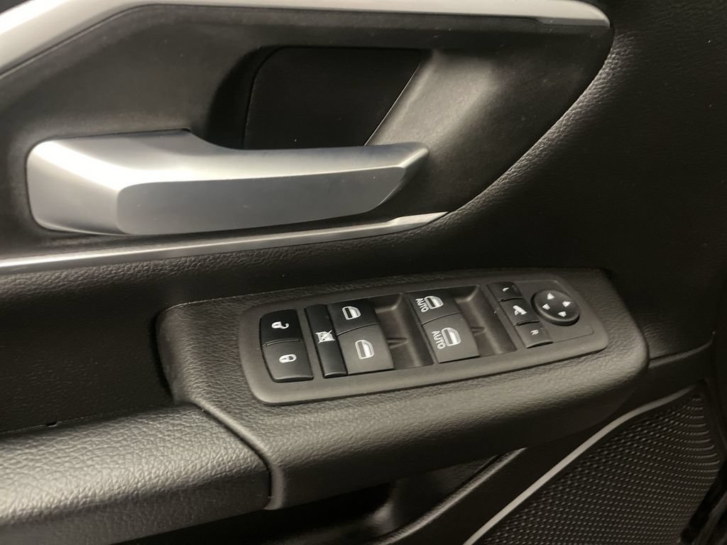 Used 2023 RAM 1500 Big Horn AWD/4WD image 16