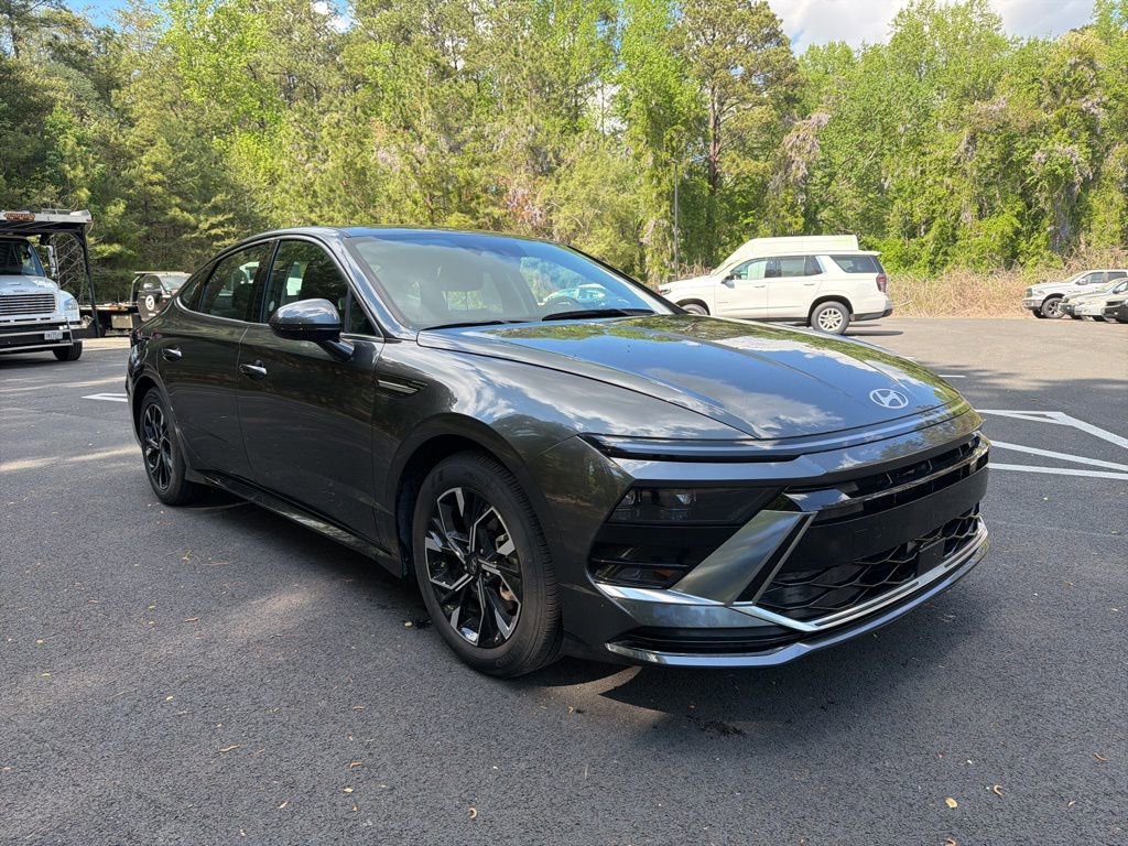 Certified 2025 Hyundai Sonata SEL image 2