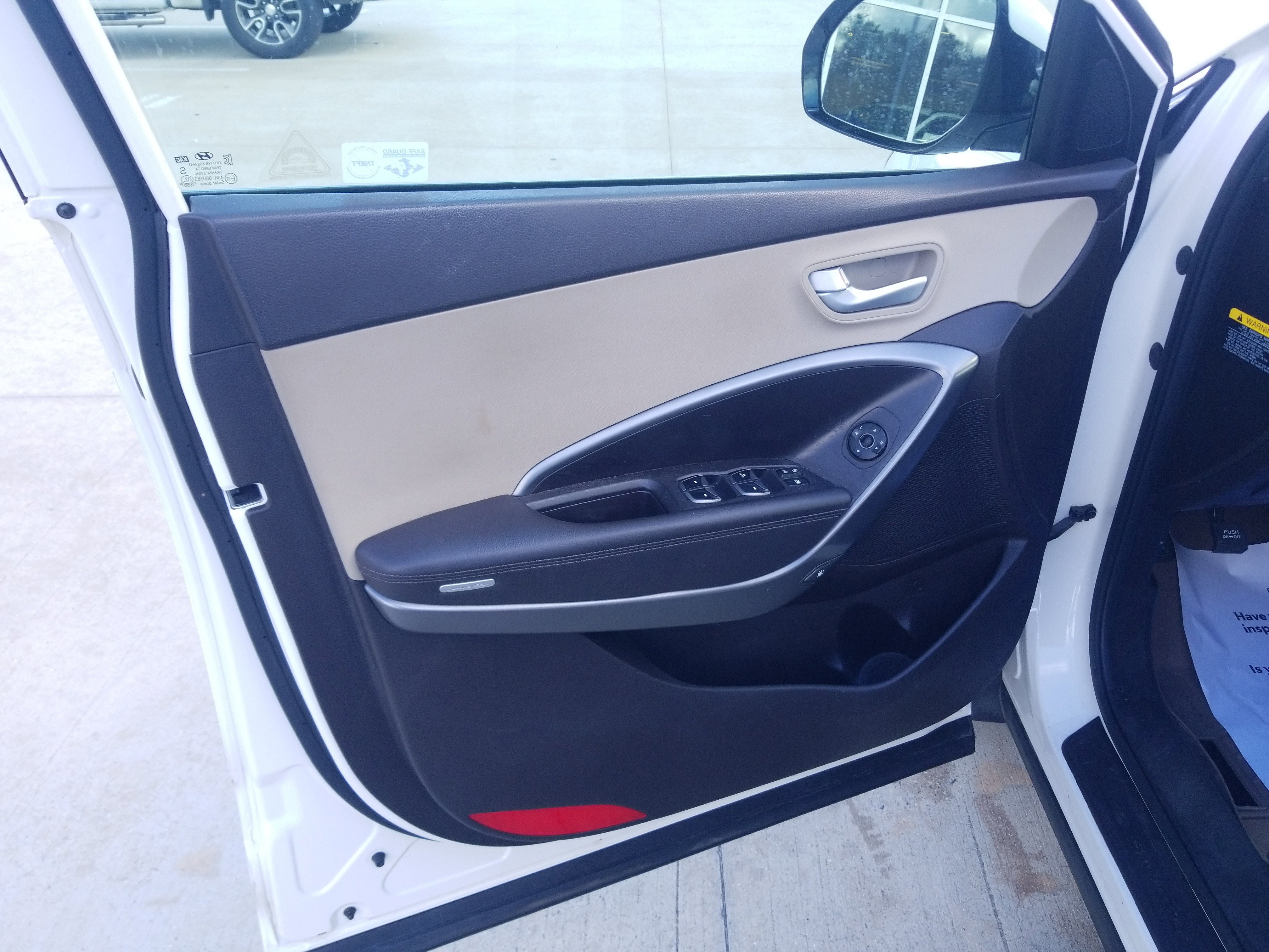 Used 2014 Hyundai Santa Fe Limited image 9