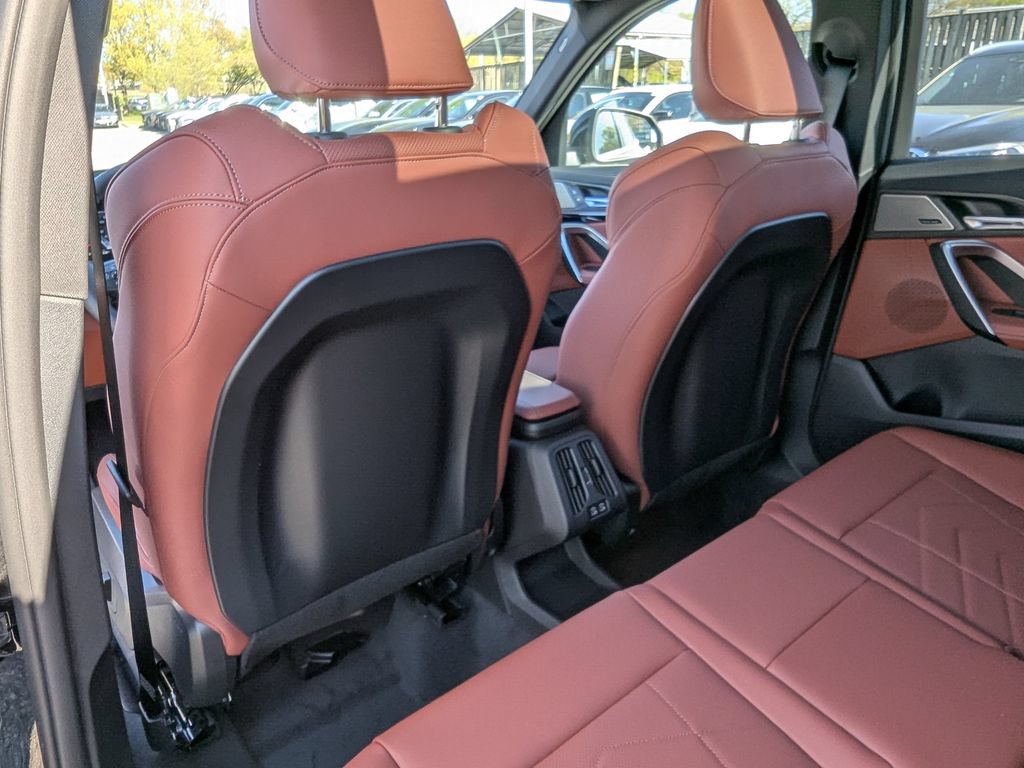 New 2026 BMW X1 xDrive28i w/ Technology Package AWD/4WD image 31
